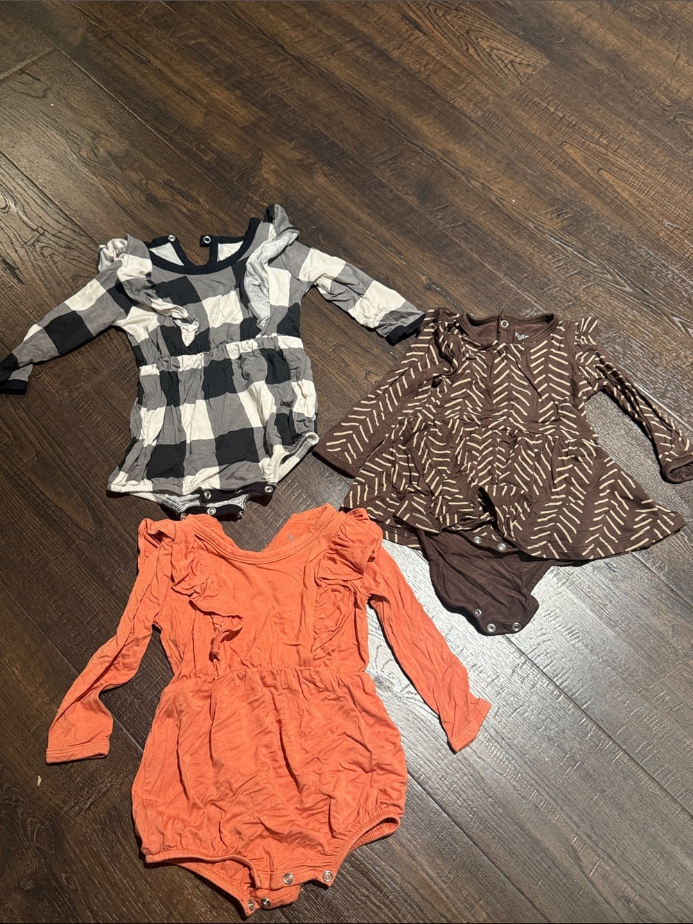 Kyte Baby 3-6 months Orange Ruffle Long-Sleeve Baby Romper- set of 3